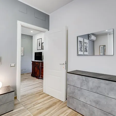 Bdc - Domus Flavia & Pompea Roma